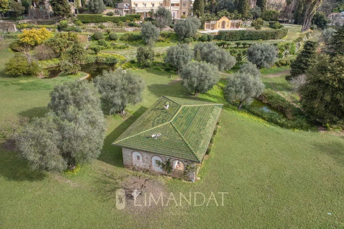 Maison de luxe à vendre à Menton, 11 600 000 €, Photo 1