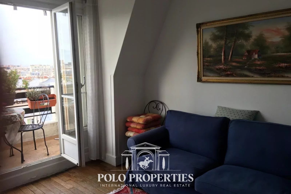 Luxury Apartment for sale in Paris 18ème, 415 000 €, Photo 2
