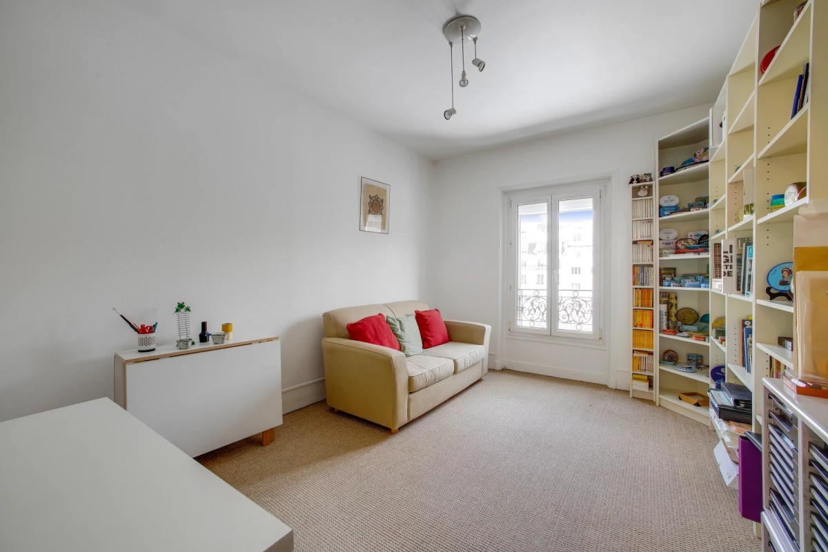 Luxury Apartment for sale in Paris 20Ème, 155 000 €, Photo 3