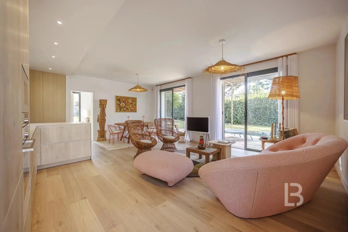 Maison de luxe à vendre à Antibes, 2 980 000 €, Photo 5