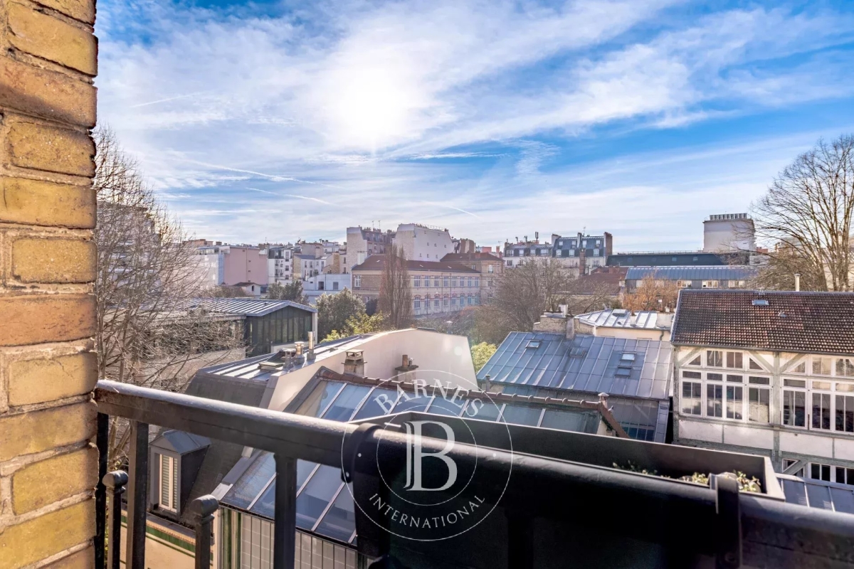 Luxury Apartment for sale in Paris 14Ème, 697 000 €, Photo 1