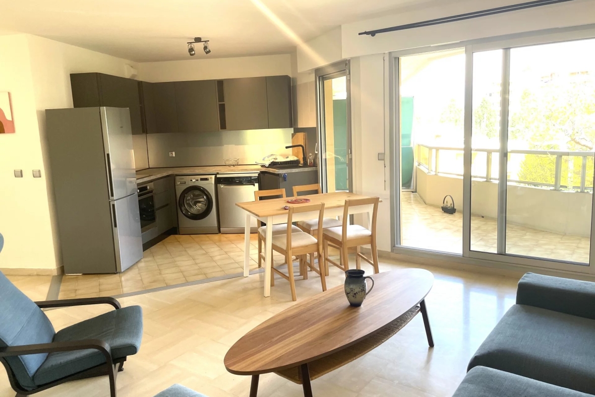 Appartement de luxe à vendre à Nice, 295 000 €, Photo 1
