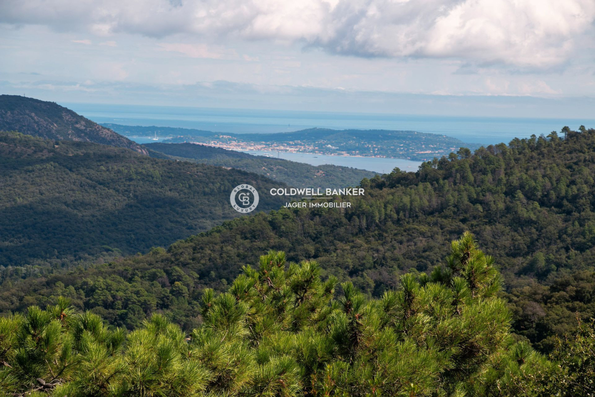 Maison de luxe à vendre à La Garde-Freinet, 990 000 €, Photo 1