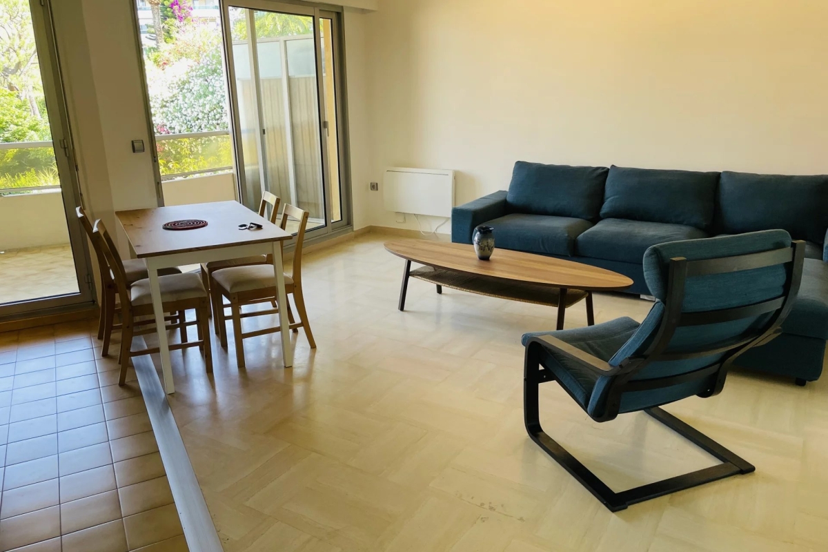 Appartement de luxe à vendre à Nice, 295 000 €, Photo 2