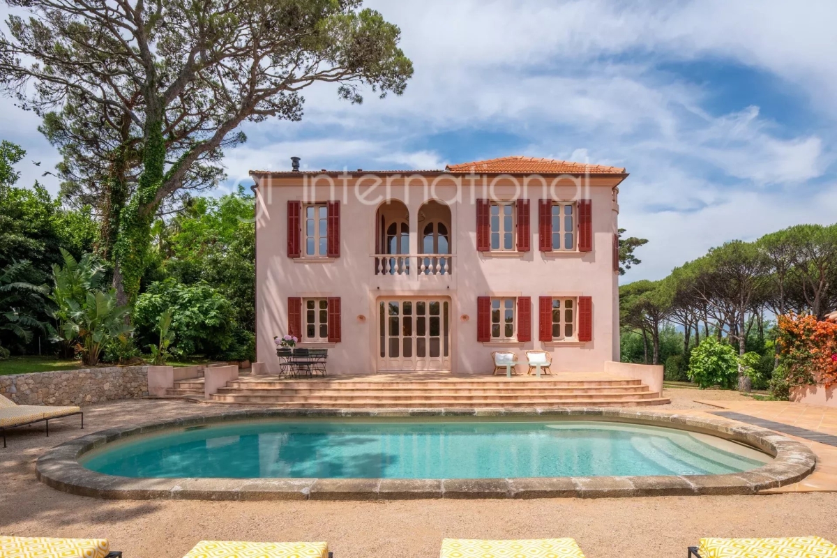 Maison de luxe à vendre à Saint-Tropez, 9 990 000 €, Photo 2