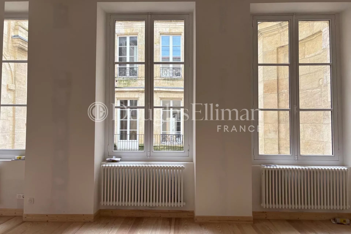 Luxury Apartment for sale in Bordeaux, 440 000 €, Photo 3