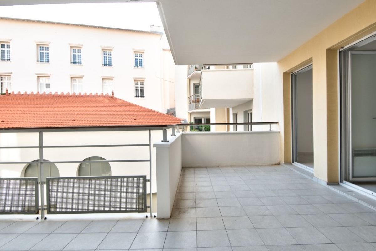 Appartement de luxe à vendre à Antibes, 594 000 €, Photo 6