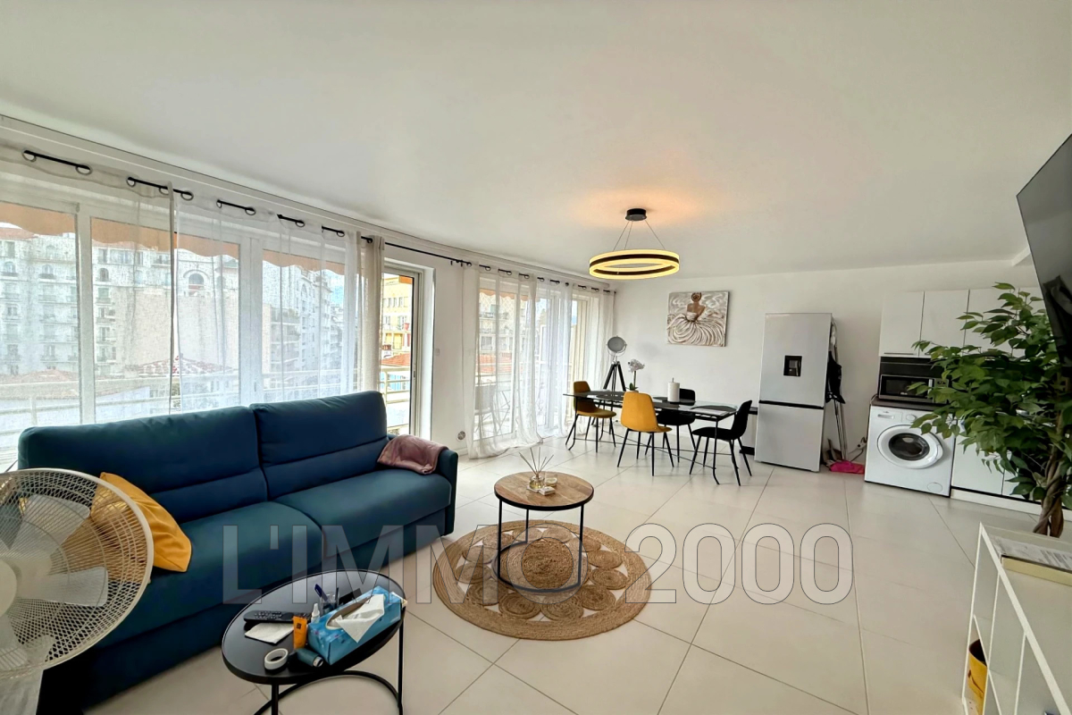 Appartement de luxe à vendre à Juan-les-Pins, 410 000 €, Photo 2