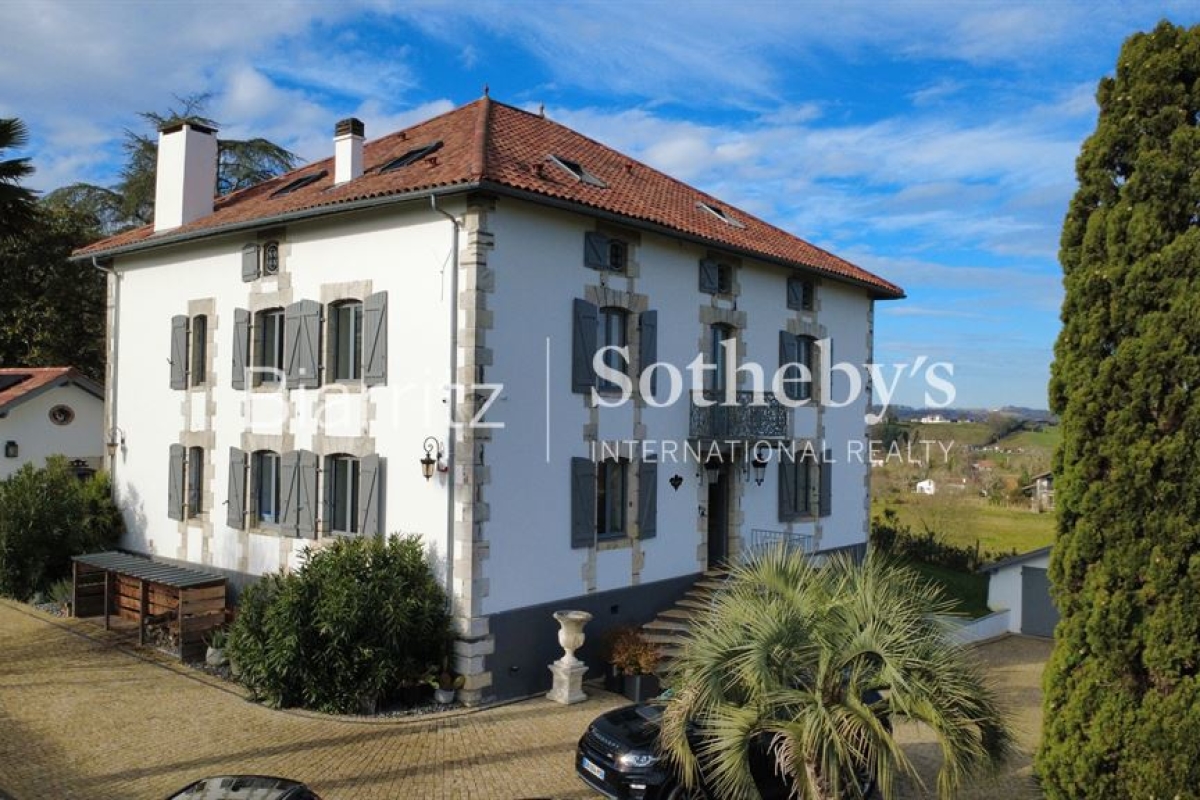 Maison de luxe à vendre à Guiche, 1 695 000 €, Photo 2