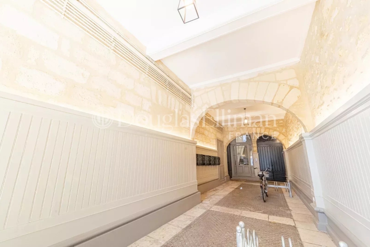 Luxury Apartment for sale in Bordeaux, 440 000 €, Photo 5
