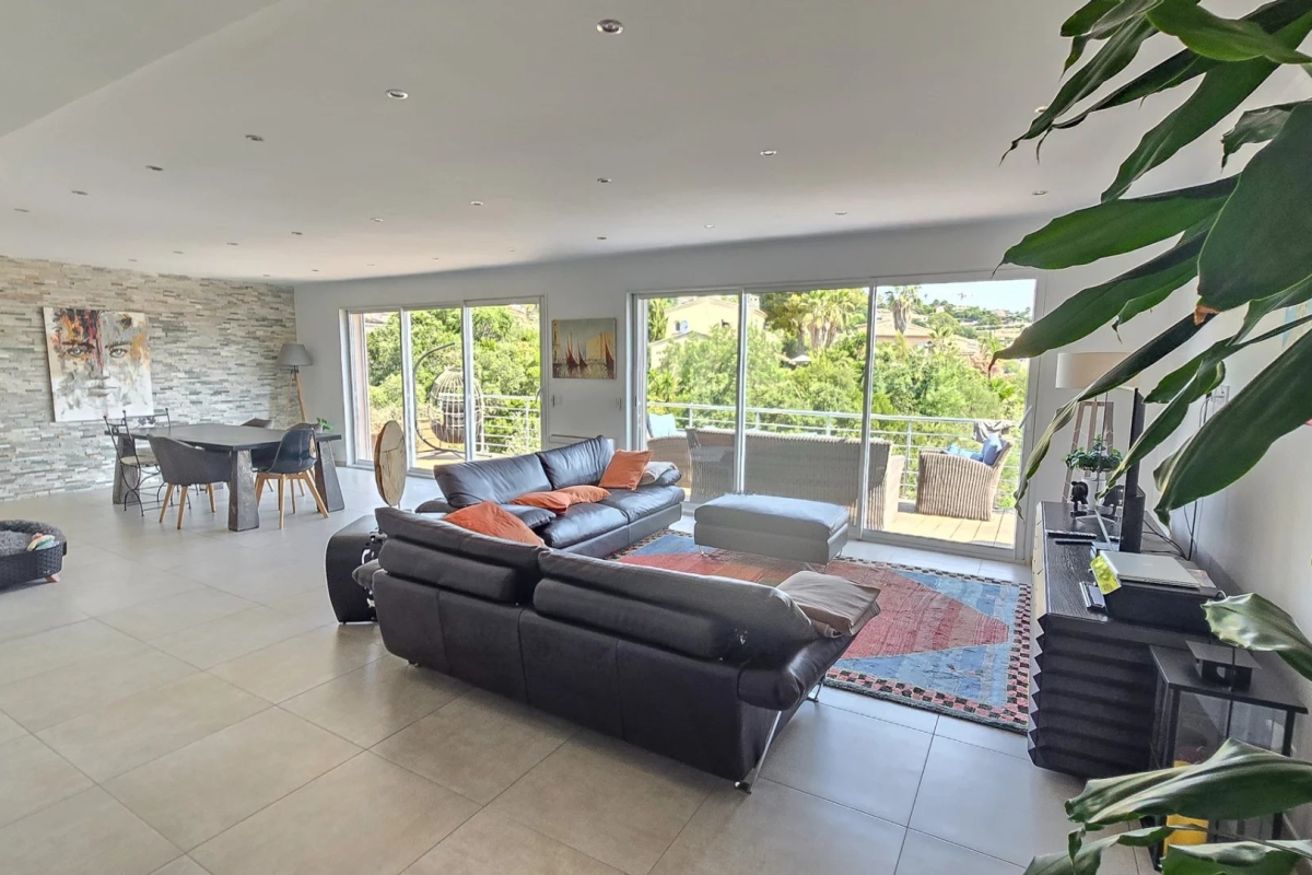 Luxury House for sale in Les Issambres, 990 000 €, Photo 7