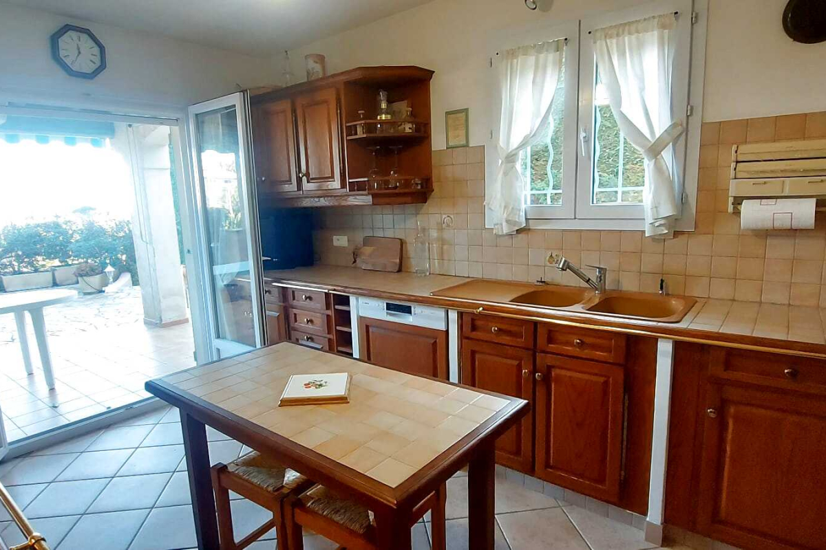 Maison de luxe à vendre à Fréjus, 682 000 €, Photo 7
