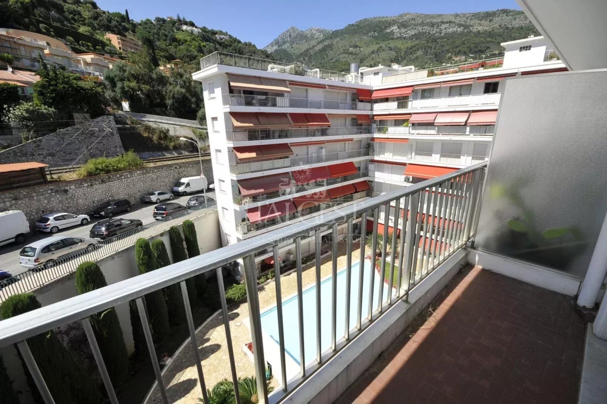 Appartement de luxe à vendre à Menton, 185 000 €, Photo 2