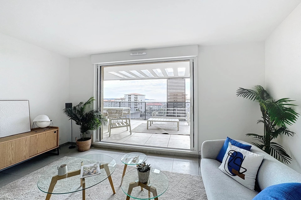Appartement de luxe à vendre à Antibes, 860 000 €, Photo 3