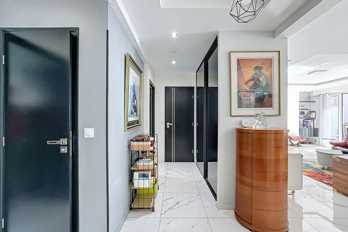 Luxury Apartment for sale in Juan-les-Pins, 549 000 €, Photo 6