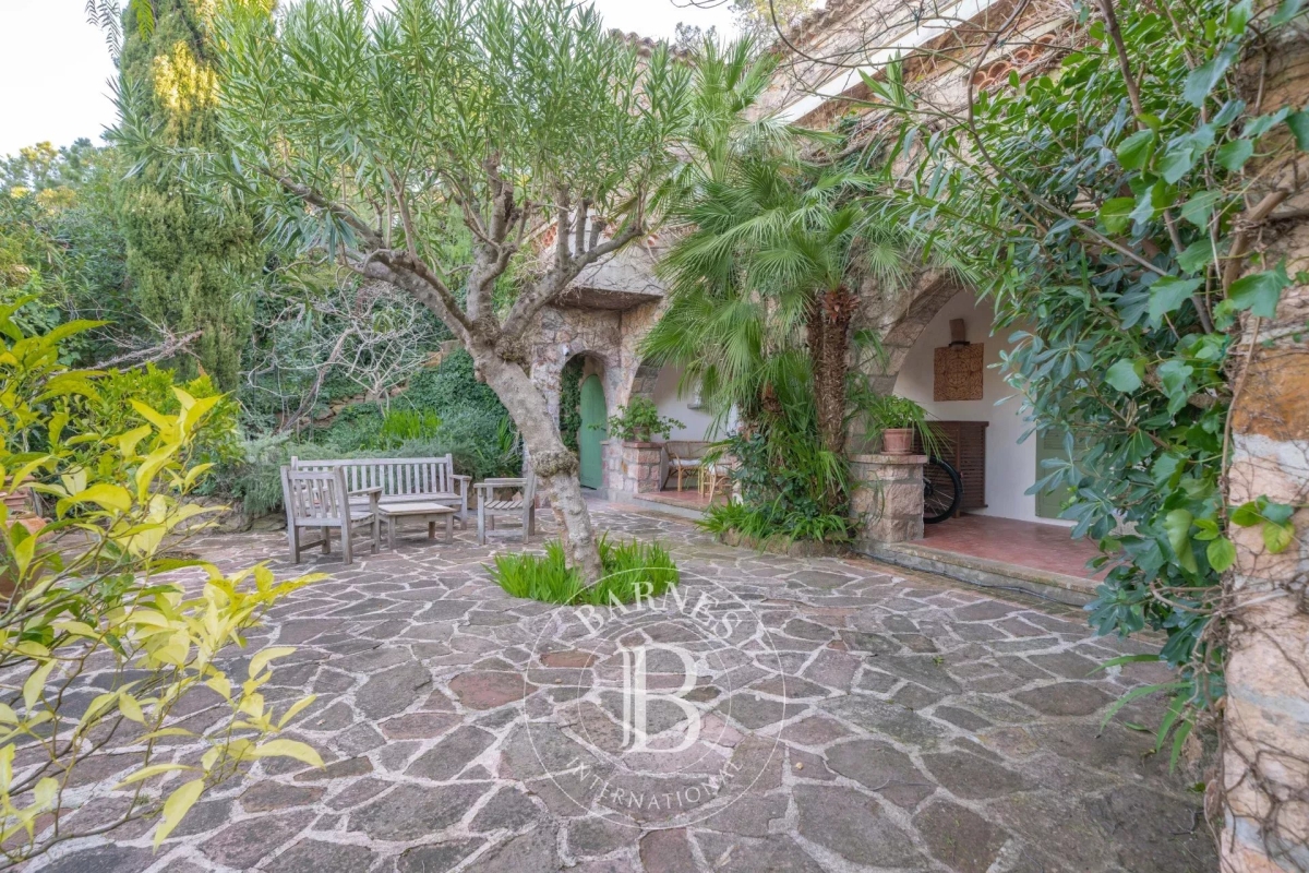 Luxury House for sale in Théoule-sur-Mer, 2 270 000 €, Photo 3