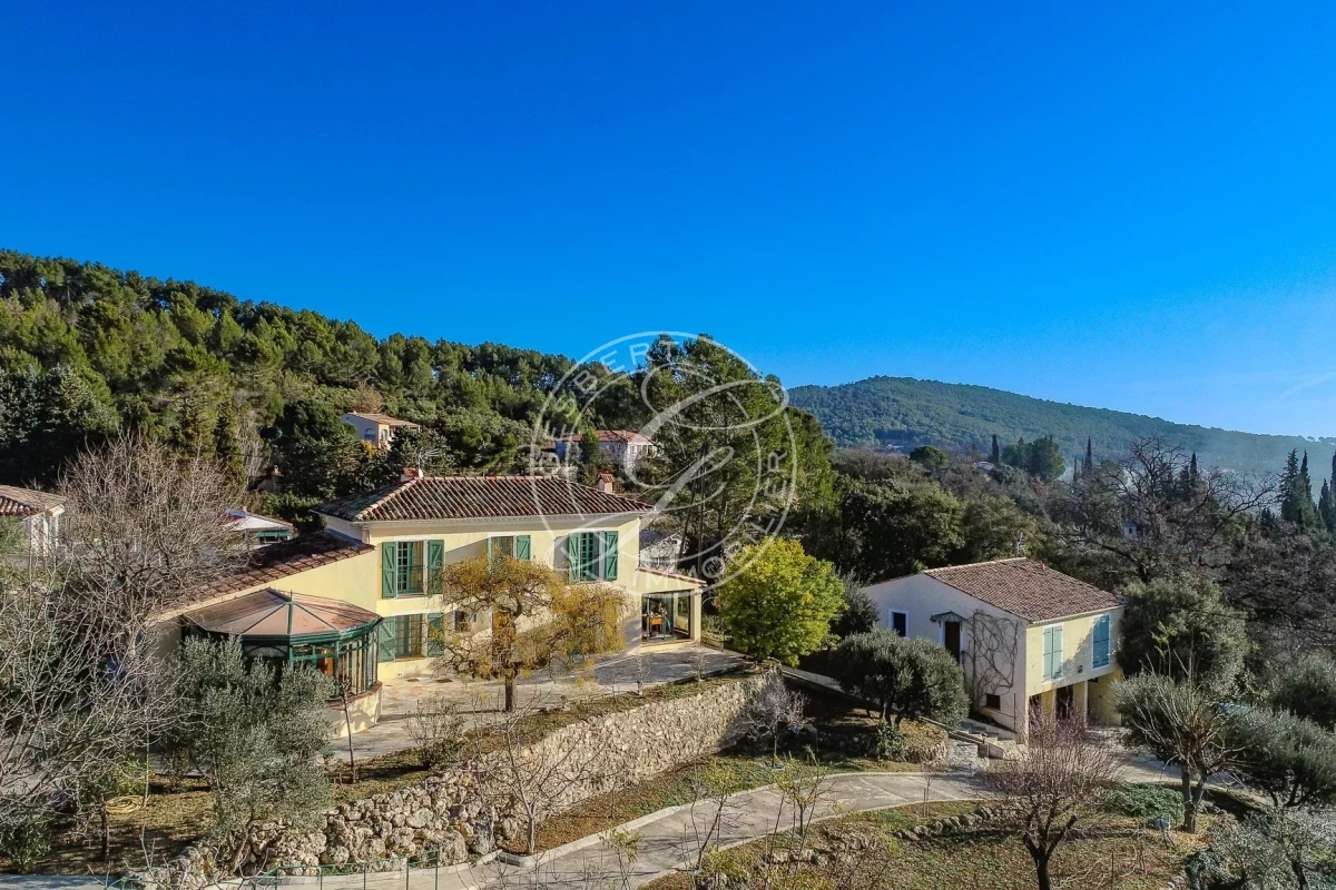 Maison de luxe à vendre à Flayosc, 890 000 €, Photo 3