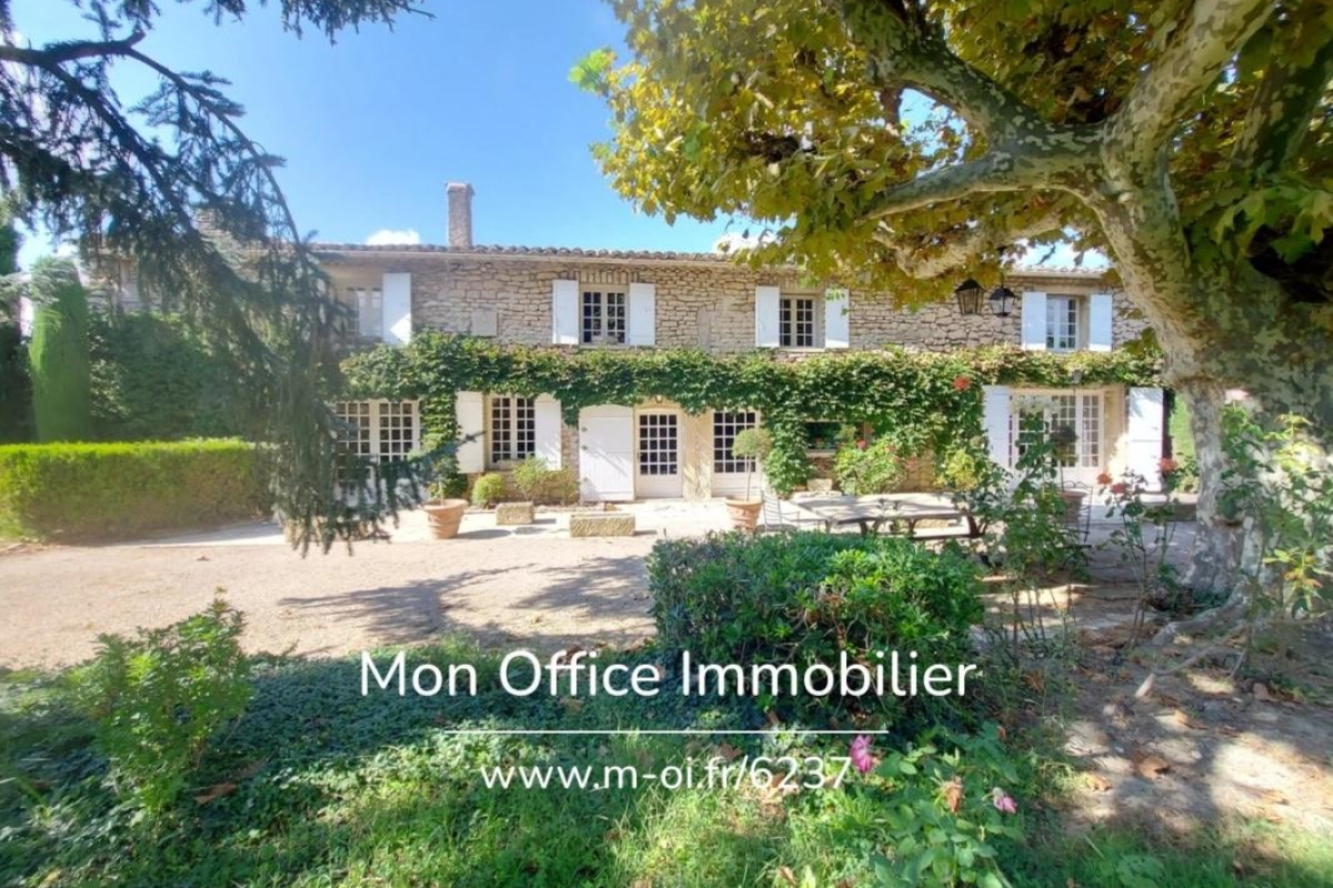 Luxury House for sale in Sénas, 1 580 000 €, Photo 1