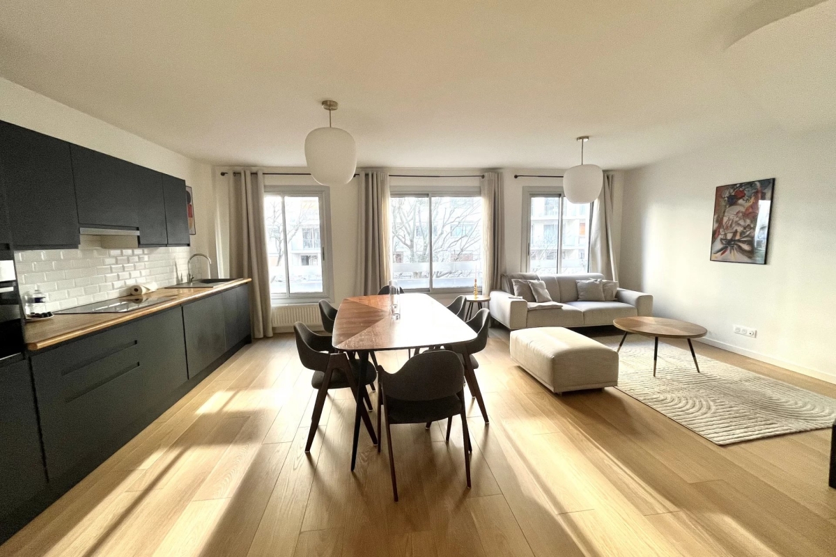 Luxury Apartment for sale in Paris 14Ème, 790 000 €, Photo 2