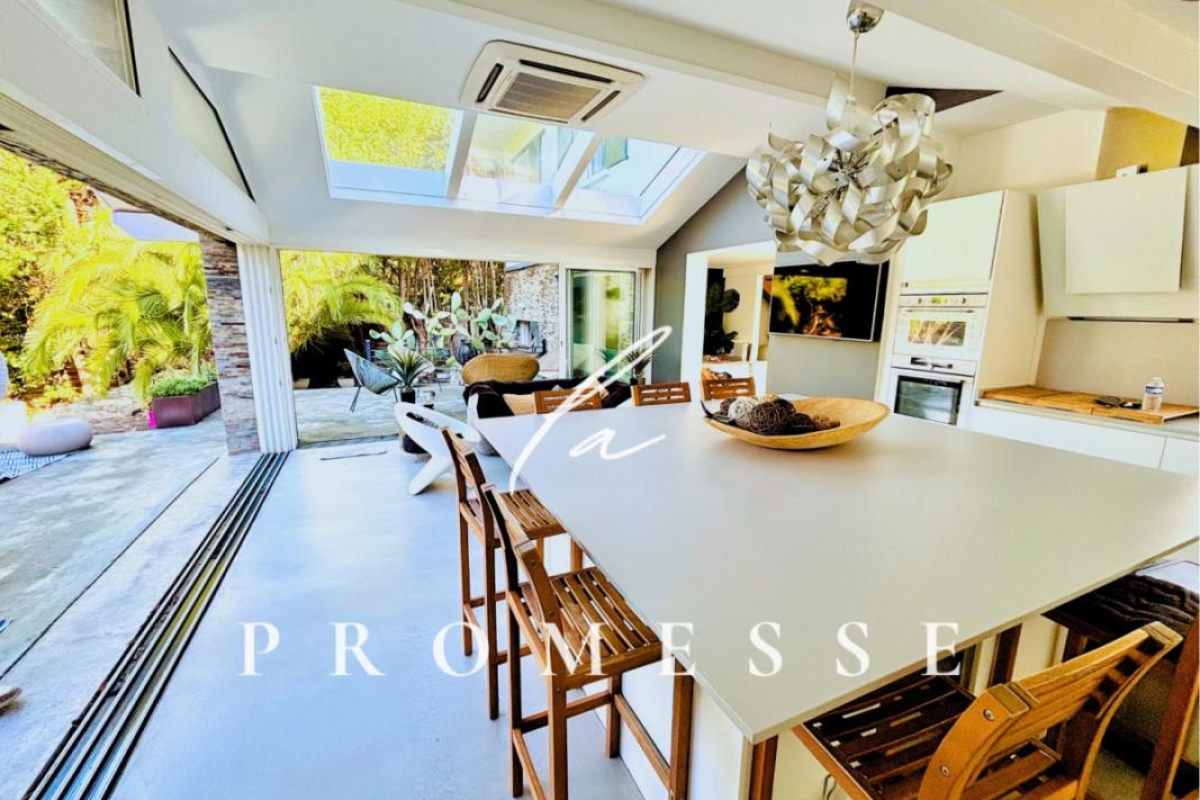 Maison de luxe à vendre à Biarritz, 1 850 000 €, Photo 2