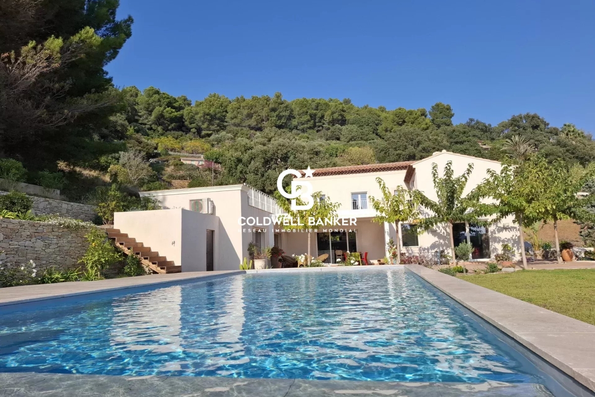 Maison de luxe à vendre à Carqueiranne, 1 990 000 €, Photo 1