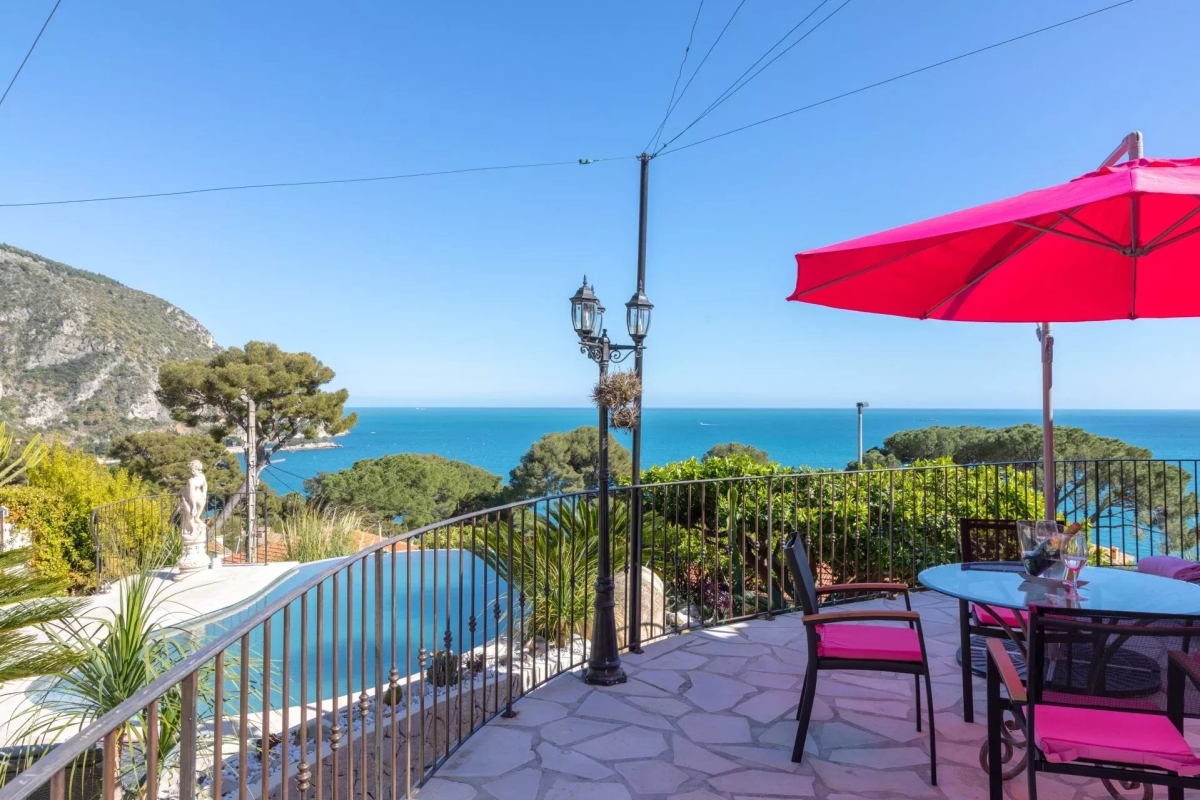 Maison de luxe à louer à Èze, 26 000 €, Photo 3