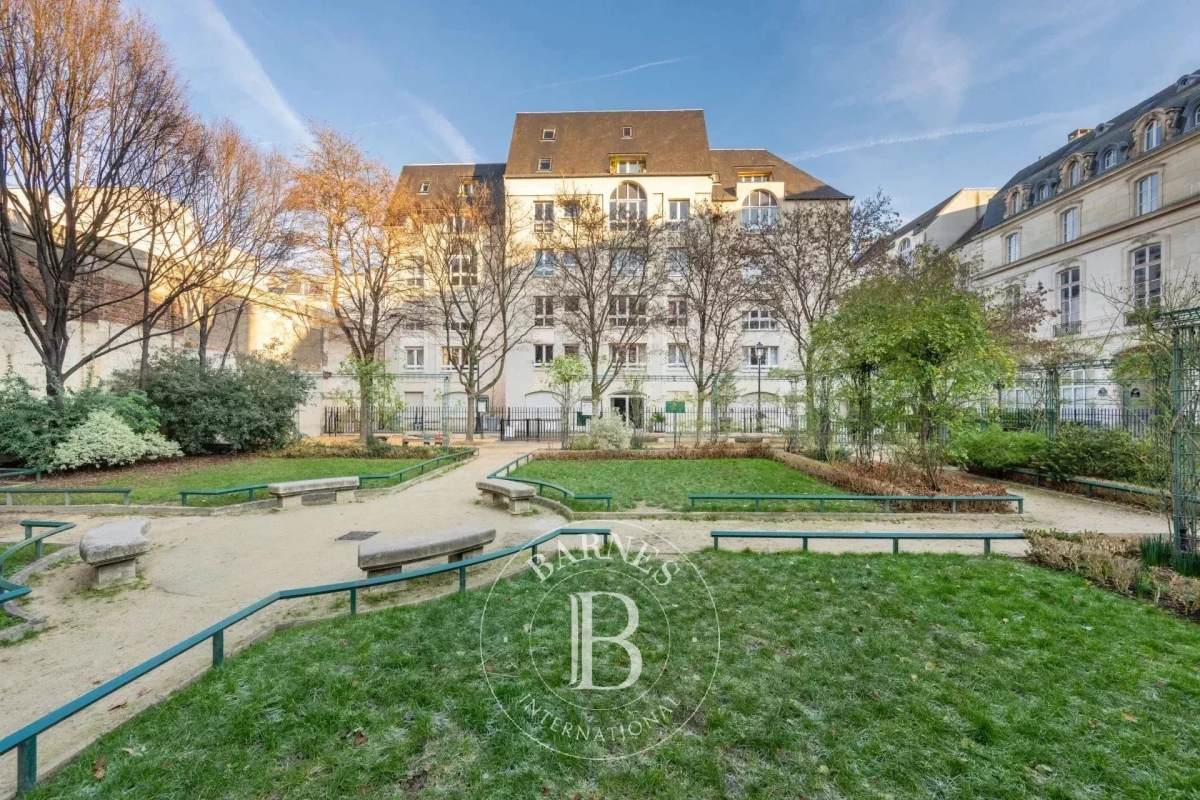 Luxury Apartment for sale in Paris 3Ème, 780 000 €, Photo 7