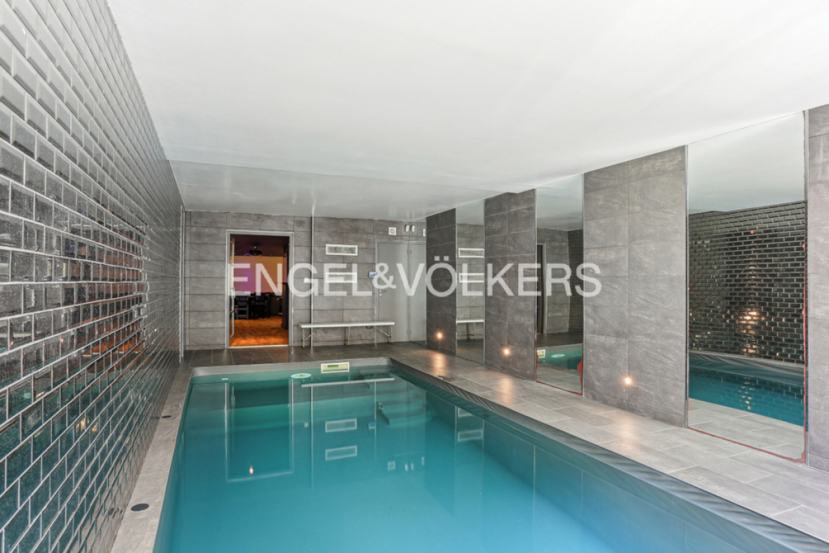 Maison de luxe à vendre à Sèvres, 4 500 000 €, Photo 1