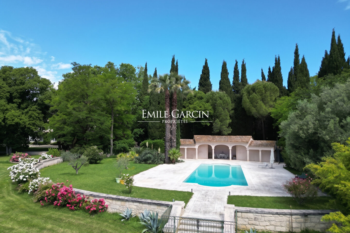 Maison de luxe à vendre à Nîmes, 6 890 000 €, Photo 2