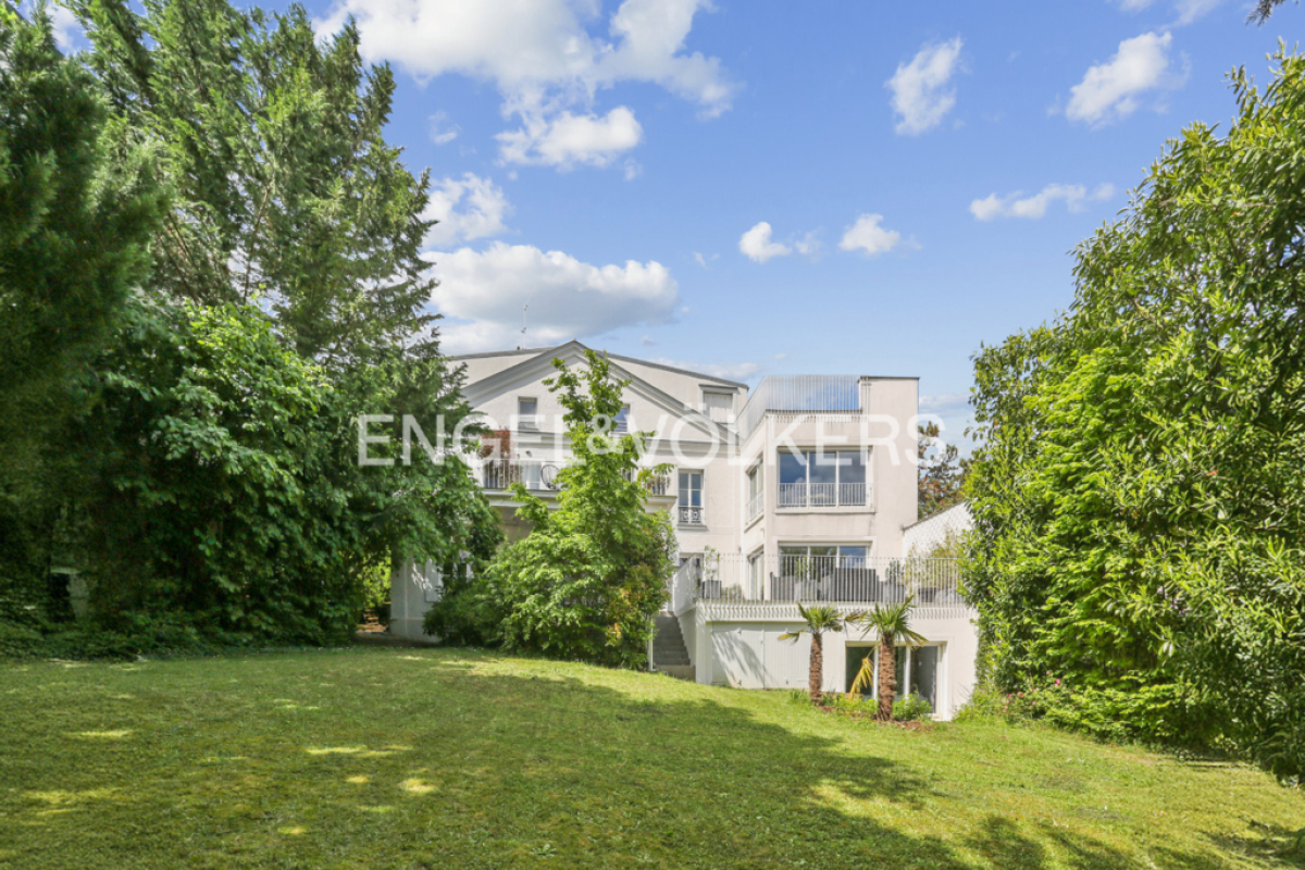 Maison de luxe à vendre à Sèvres, 4 500 000 €, Photo 2