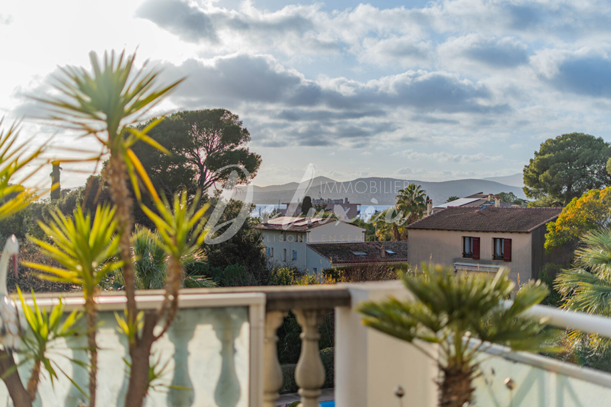 Luxury Apartment for sale in Saint-Raphaël, 1 090 000 €, Photo 4