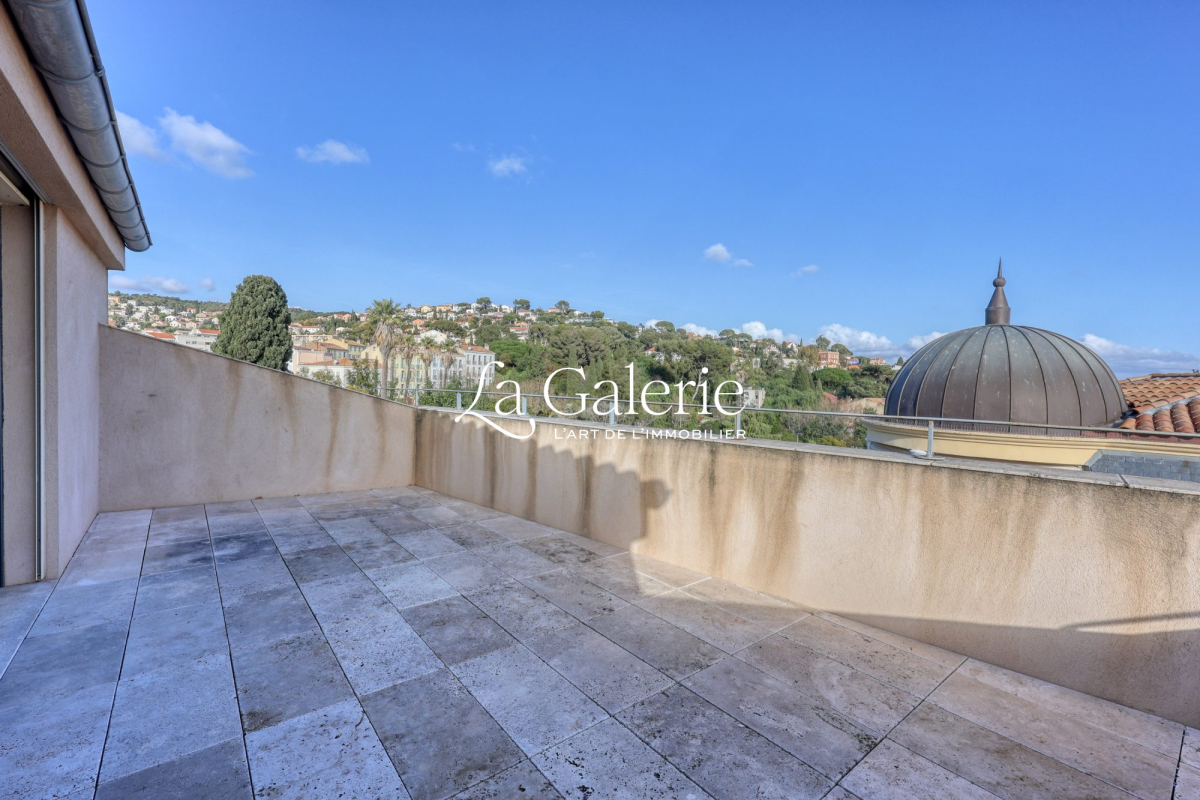 Maison de luxe à vendre à Hyères, 1 030 000 €, Photo 5