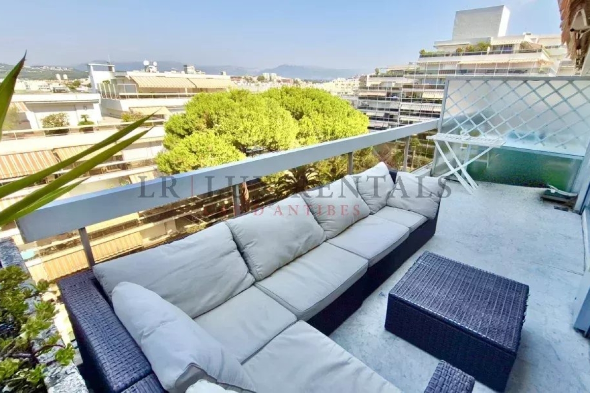 Appartement de luxe à vendre à Antibes, 550 000 €, Photo 1