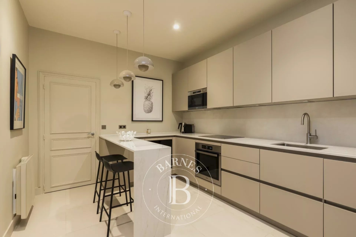 Luxury Apartment for sale in Paris 6Ème, 1 490 000 €, Photo 7