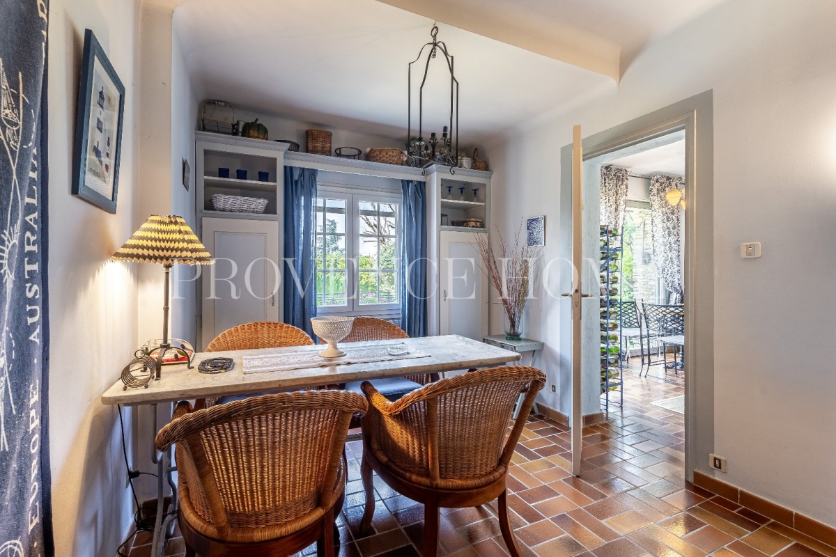 Luxury House for sale in L Isle-sur-La-Sorgue, 660 000 €, Photo 7
