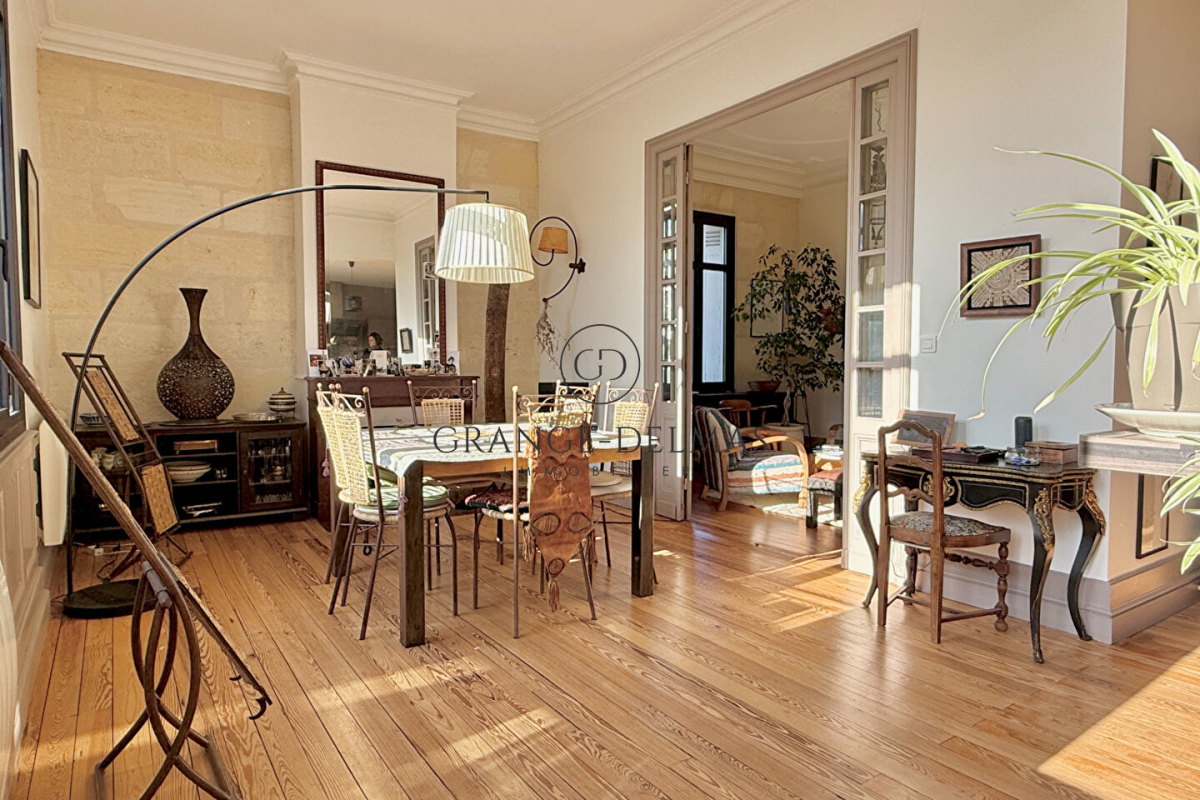 Maison de luxe à vendre à Bordeaux, 650 000 €, Photo 2