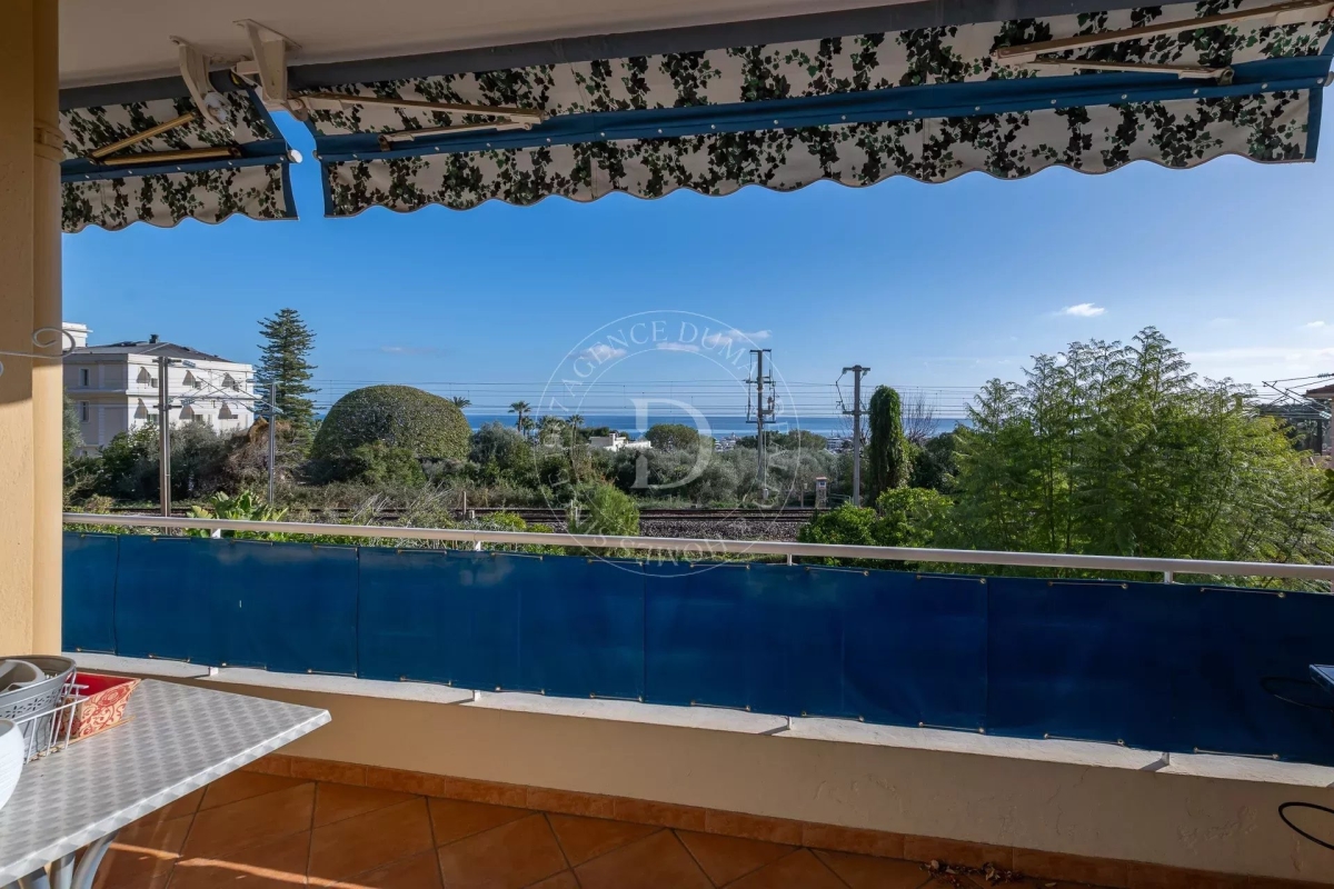 Appartement de luxe à vendre à Beaulieu-sur-Mer, 720 000 €, Photo 2