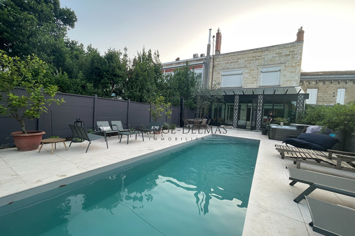 Maison de luxe à vendre à Bordeaux, 1 796 000 €, Photo 3
