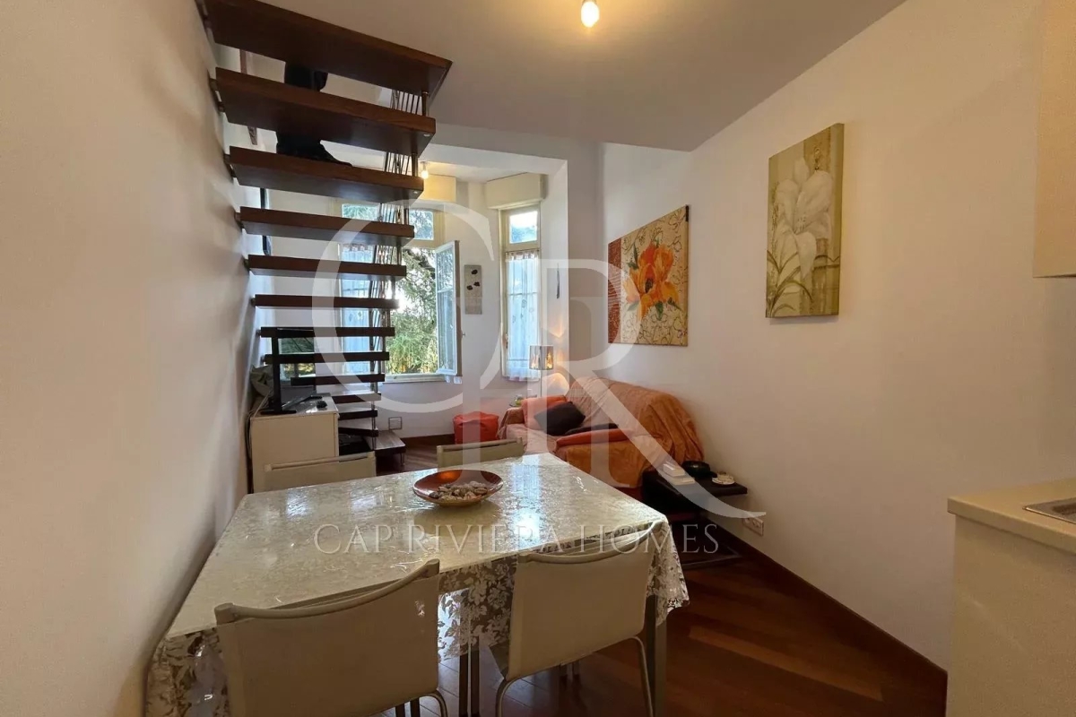 Appartement de luxe à vendre à Menton, 280 000 €, Photo 3