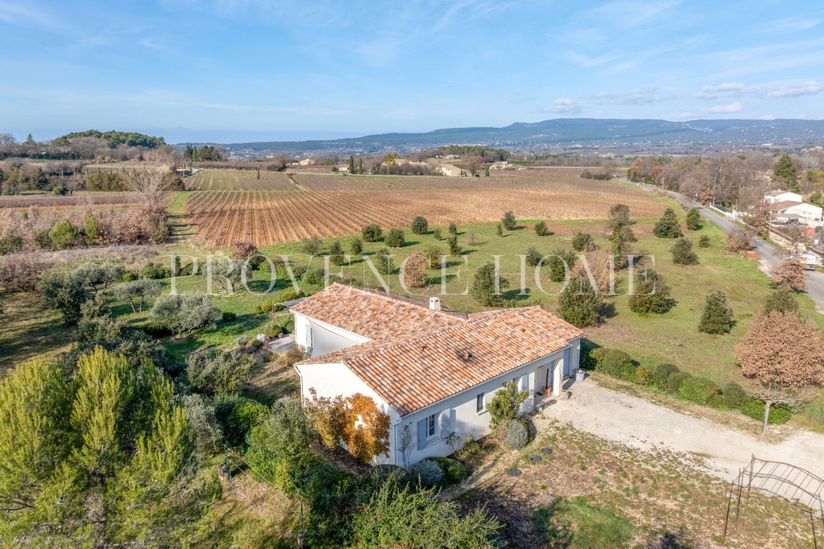 Luxury House for sale in Oppède, 670 000 €, Photo 3