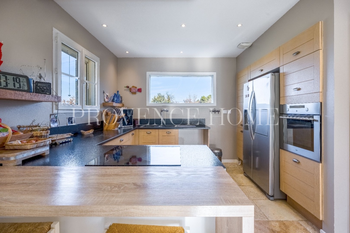 Luxury House for sale in Oppède, 670 000 €, Photo 6