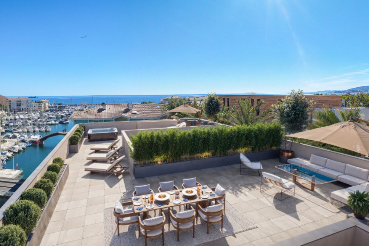 Luxury Apartment for sale in Fréjus, 2 000 000 €, Photo 1