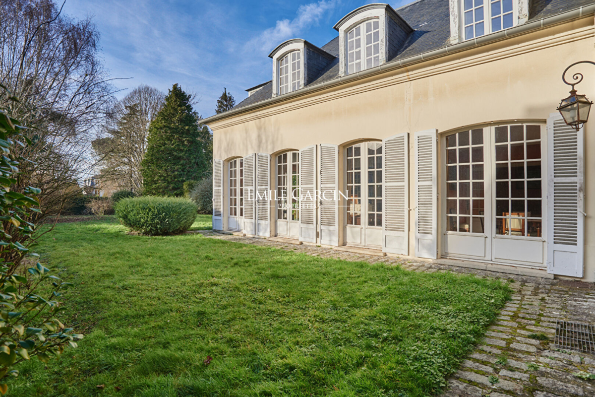 Maison de luxe à vendre à Versailles, 2 350 000 €, Photo 2