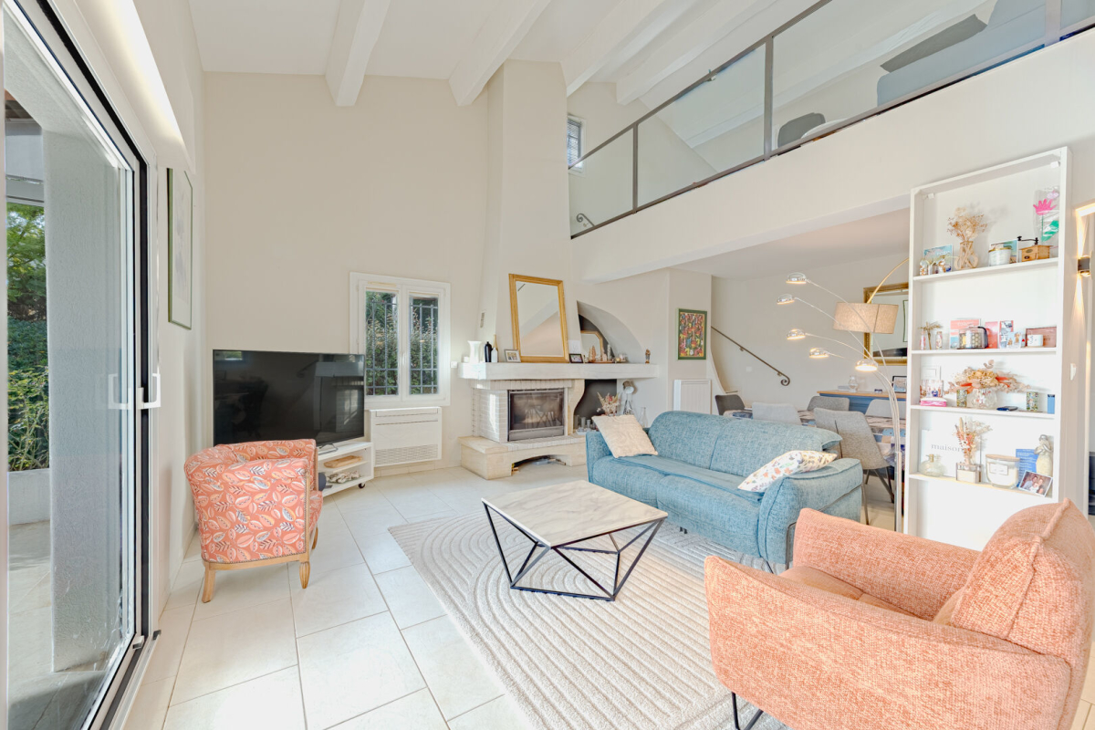 Luxury House for sale in Saint-Raphaël, 1 098 000 €, Photo 2