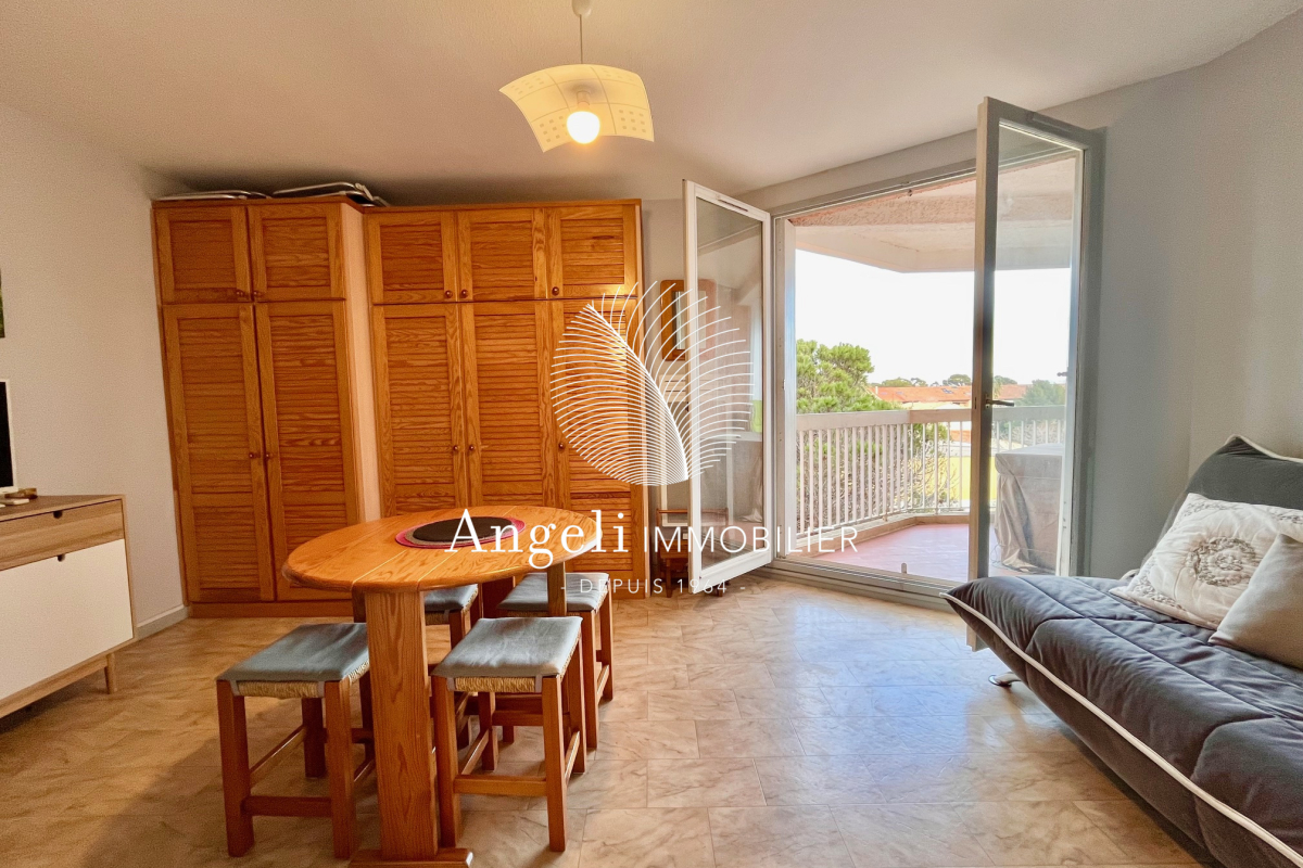 Luxury Apartment for sale in Saint-Aygulf, 136 500 €, Photo 4