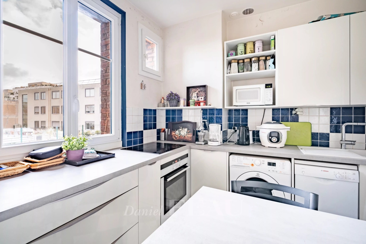 Appartement de luxe à vendre à Neuilly-sur-Seine, 445 000 €, Photo 3