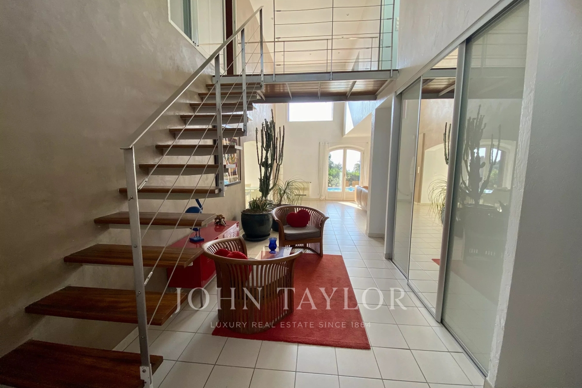 Maison de luxe à vendre à Vence, 880 000 €, Photo 5