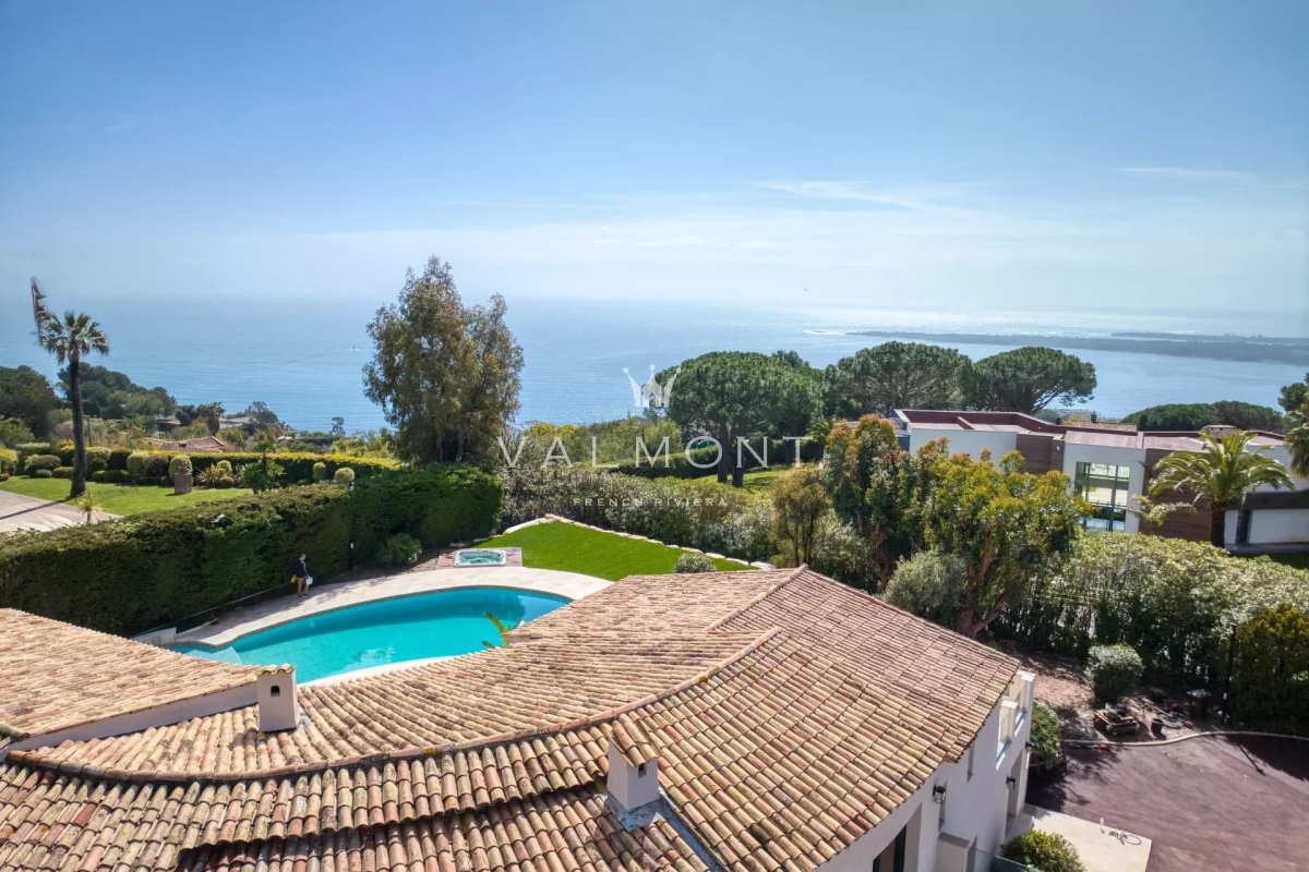 Maison de luxe à louer à Cannes, 27 000 €, Photo 5