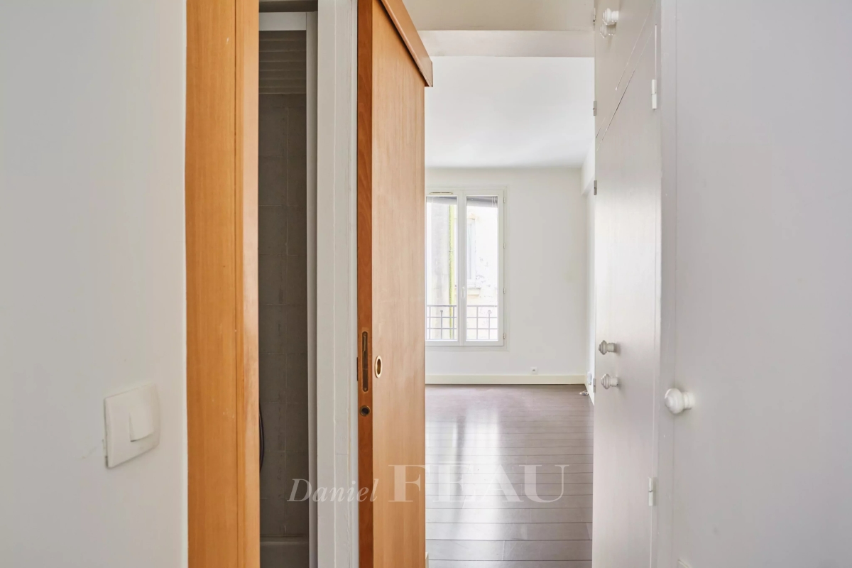 Appartement de luxe à vendre à Paris 18Ème, 290 000 €, Photo 6