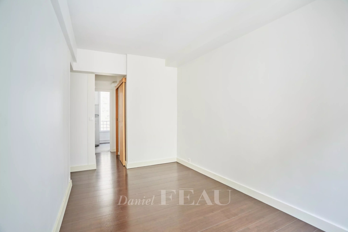 Appartement de luxe à vendre à Paris 18ème, 290 000 €, Photo 6